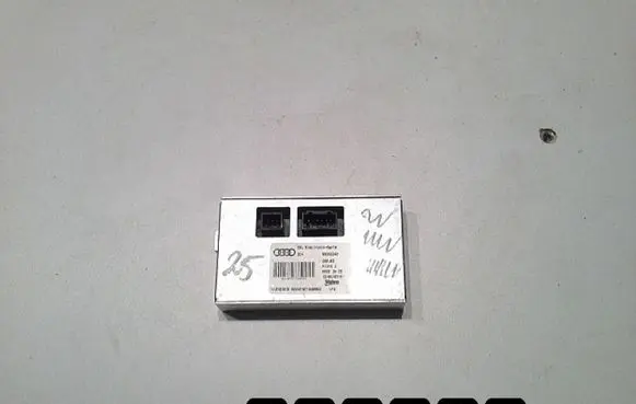 Audi A5 8T 8F Engine control unit/module 89392242