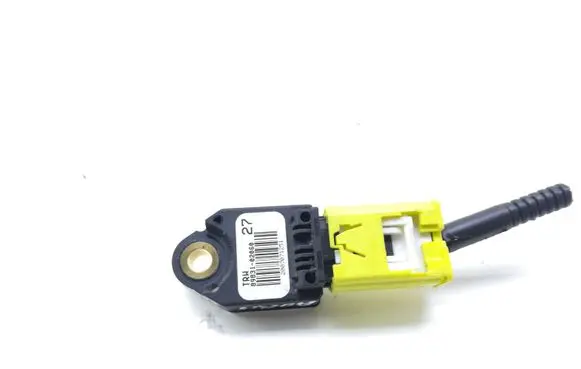 Toyota Auris 150 Airbag deployment crash/impact sensor 8983102060