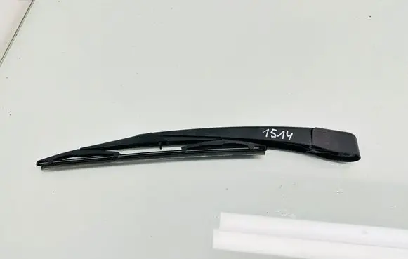 Volvo V60 Rear wiper blade arm 