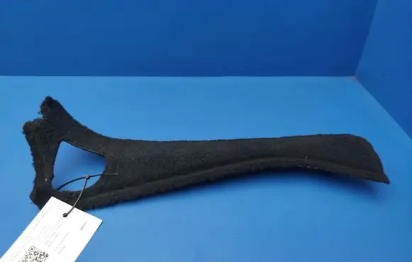 Trunk/boot lower side trim panel