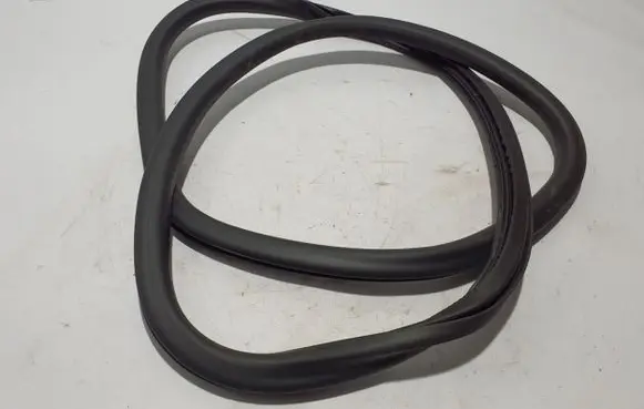 Citroen C4 III e-C4 Rear door rubber seal (on body) 9833317280