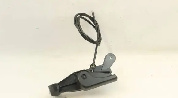 BMW X6 M Engine bonnet (hood) release handle 7148521 51437148521 7148523