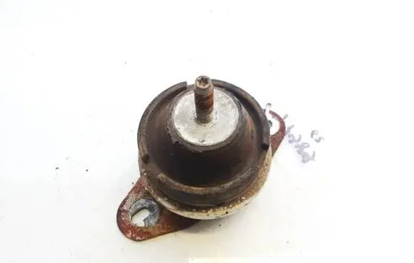 Citroen C5 Engine mount bracket