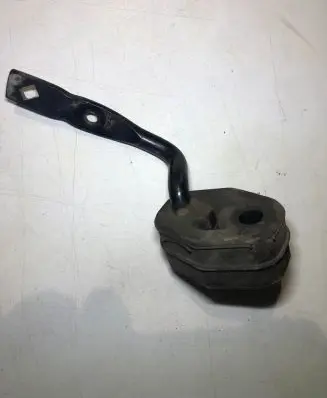 Chrysler Town u0026 Country V Muffler mount bracket/holder 04578340AA