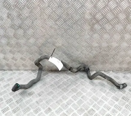 Land Rover Discovery 5 Engine coolant pipe/hose FPLA8B573CB