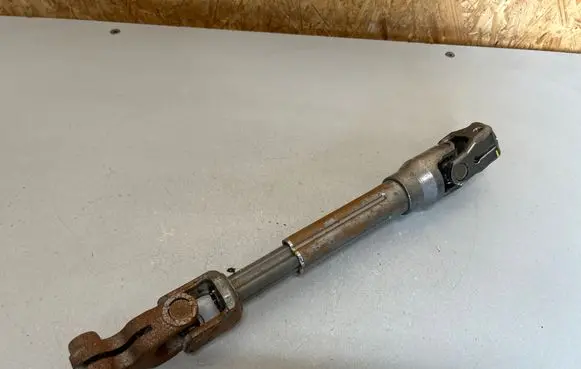 Steering column universal joint