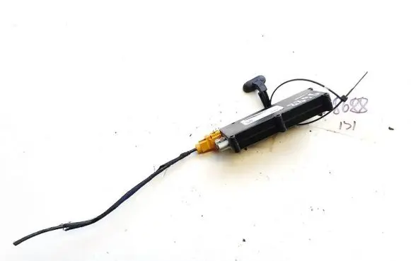 Volvo V50 Antenna control unit 8673493 13002100