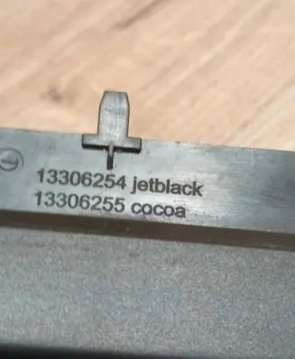 Steering wheel column trim