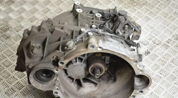 KIA Sportage Manual 6 speed gearbox WHJ6