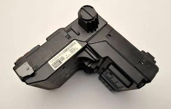 Volvo XC70 Comfort/convenience module 30765148 28024617
