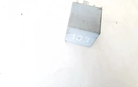 Volkswagen Golf IV Other relay 357911253