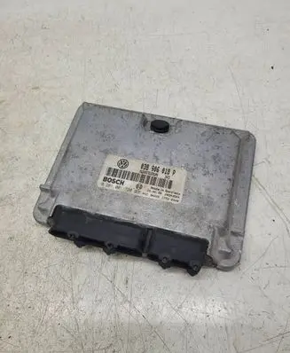 Volkswagen PASSAT B5 Engine control unit/module 0281001720
