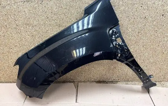 Dacia Duster II Fender 