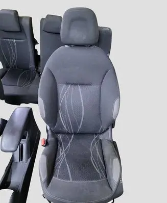 Peugeot 208 I Seat set