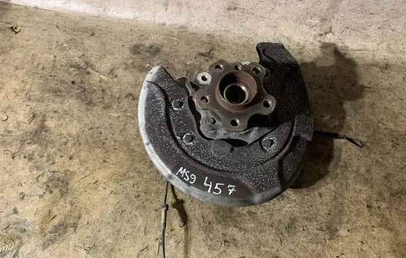 BMW 6 G32 Gran Turismo Rear wheel hub 621654