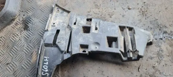 Volvo S60 Front bumper mounting bracket 09190303