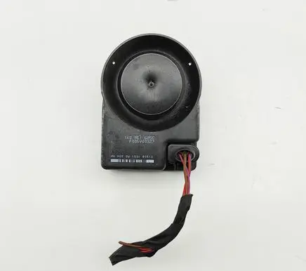 Audi RS Q3 Alarm system siren 1K0951605C F005V00327