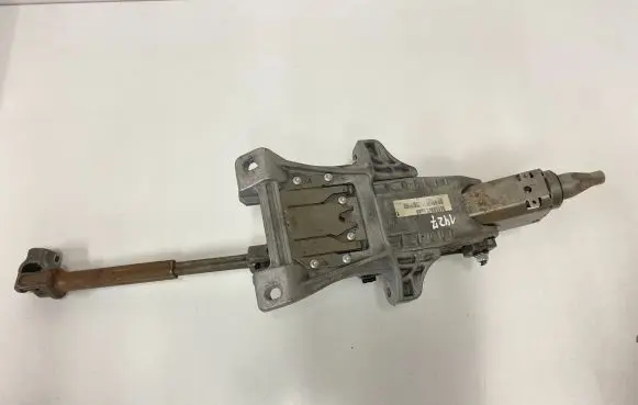 Volvo V50 Steering wheel axle 31202262