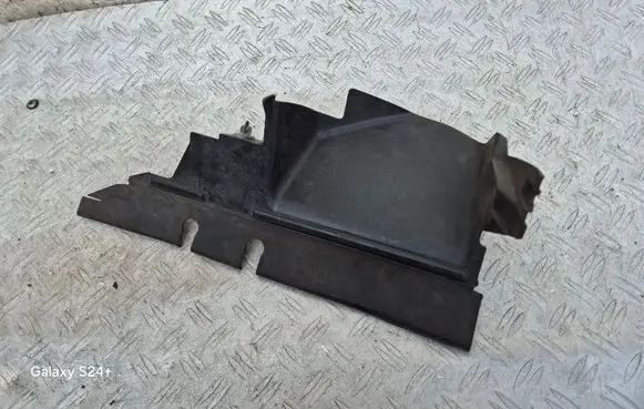 Ford Focus Intercooler air guide/duct channel 7M518311BC