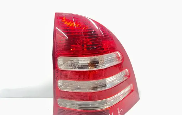 Mercedes-Benz C W203 Rear/tail lights 2038202464