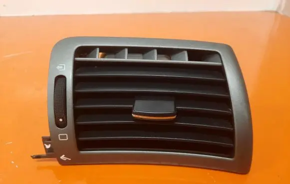 Peugeot 407 Dashboard side air vent grill/cover trim 9644589377