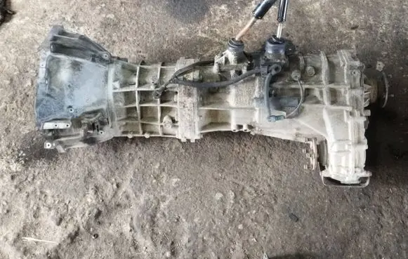 Toyota Land Cruiser (HDJ90) Manual 5 speed gearbox K645993282 6KBNCNKV 067