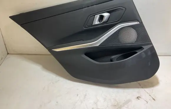 BMW 3 G20 G21 Rear door card panel trim Y0004323