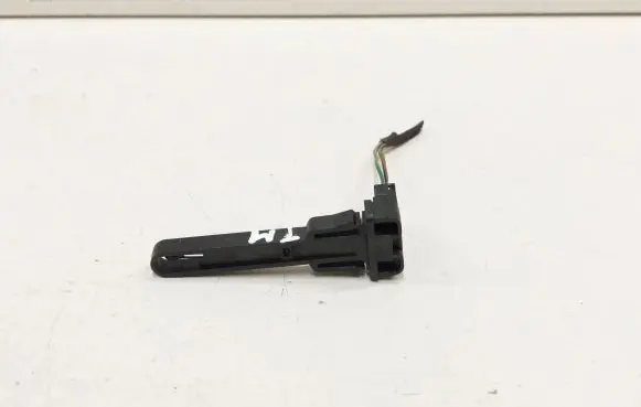 BMW 3 E90 E91 Interior temperature sensor CZ1135800641 6939015 64116939015