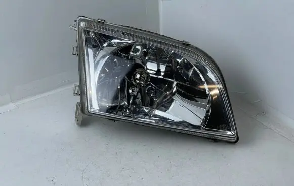 Mitsubishi Space Star Headlight/headlamp 14895600