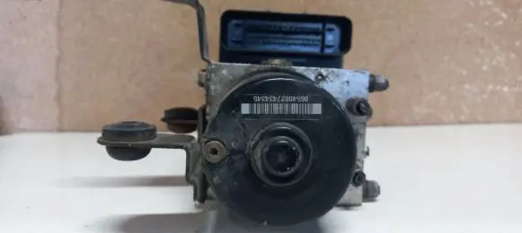 Ford Focus ABS Pump 10096001153