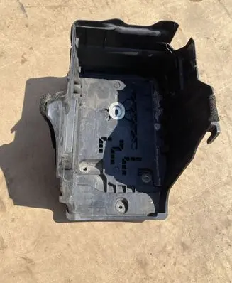 Battery box tray