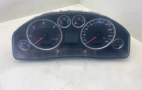 Audi A6 S6 C5 4B Speedometer (instrument cluster) 4B0920933G