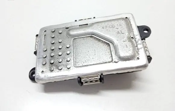 Mercedes-Benz E W212 Heater blower motor/fan resistor A2128702110 5HL01038412 V7191004