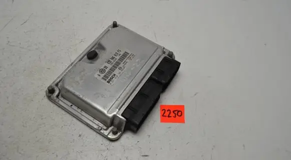 Volkswagen Golf IV Engine control unit/module 038906019FG 0281010702