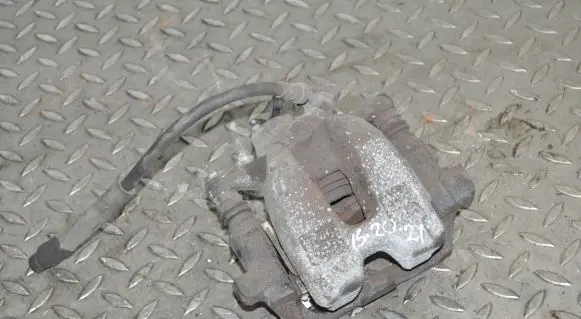 Land Rover Discovery 4 - LR4 Rear brake caliper