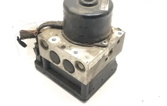 Audi A3 S3 8L ABS Pump 1J0907379G
