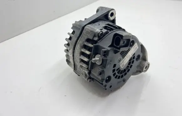 BMW 5 F10 F11 Generator/alternator 8570672 2613704A FG23S059