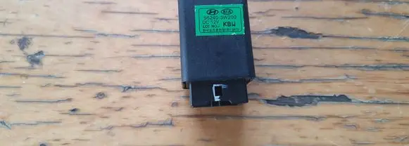 KIA Sportage Other relay 952403W200
