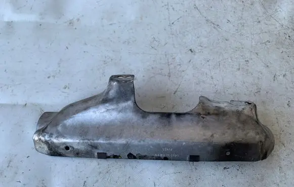 Jaguar F-Pace Heat shield in engine bay G4D39A462AA