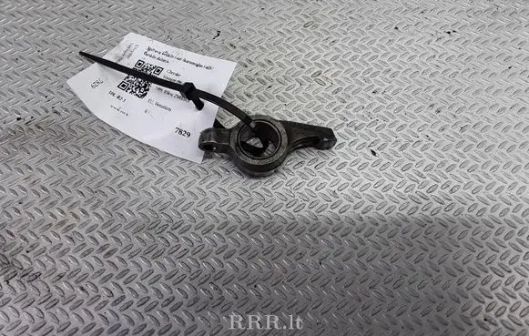 Chrysler Voyager Valve rocker arm 90412015F