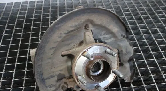 Ford Focus Front wheel hub BV613K171DNC