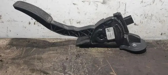Mazda 6 Accelerator throttle pedal 6PV933370