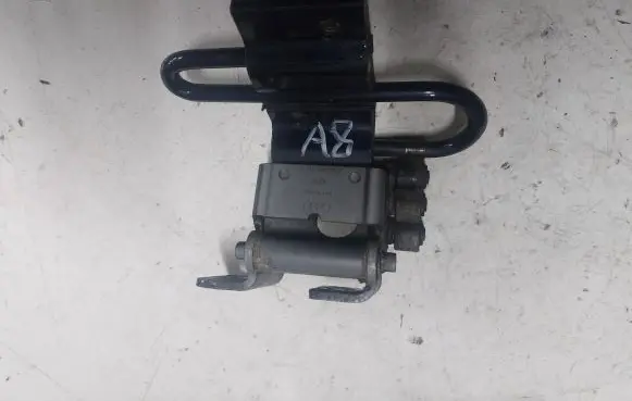 Audi A8 S8 D2 4D Rear door lower hinge 4D0833412C
