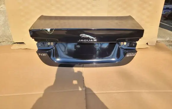 Jaguar XE Tailgate/trunk/boot lid KLAPABAGANIKA