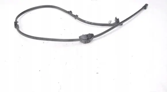BMW 1 F40 Windshield washer spray nozzle 