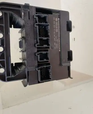 Volkswagen Golf V Comfort/convenience module 5DK00858317 05620810