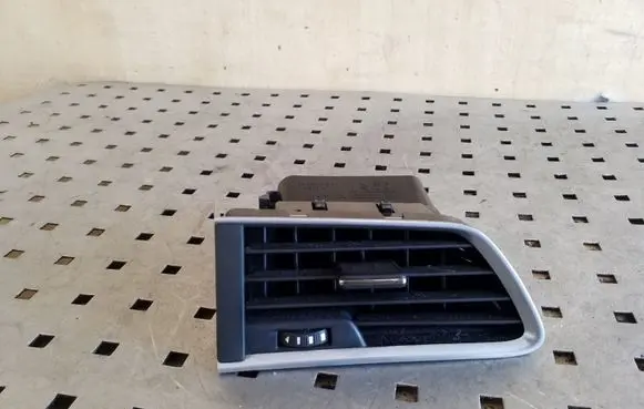 Peugeot 508 Dashboard side air vent grill/cover trim 9686457377