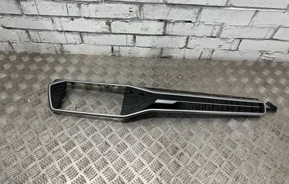 Audi A6 S6 C8 4K Radio/GPS head unit trim 4K1857200E