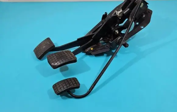 Peugeot 305 Pedal assembly IMPRK1395015