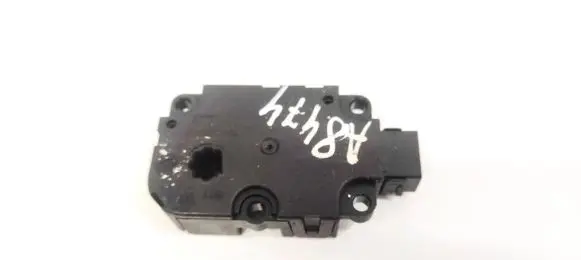 Audi A7 S7 4G Air flap motor/actuator 20150303777270202 CZ1139300857